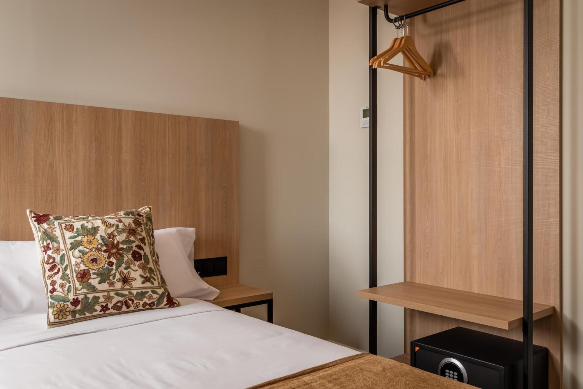 Aerohotel Barcelona Airport 24H 埃普拉特约布里加 外观 照片